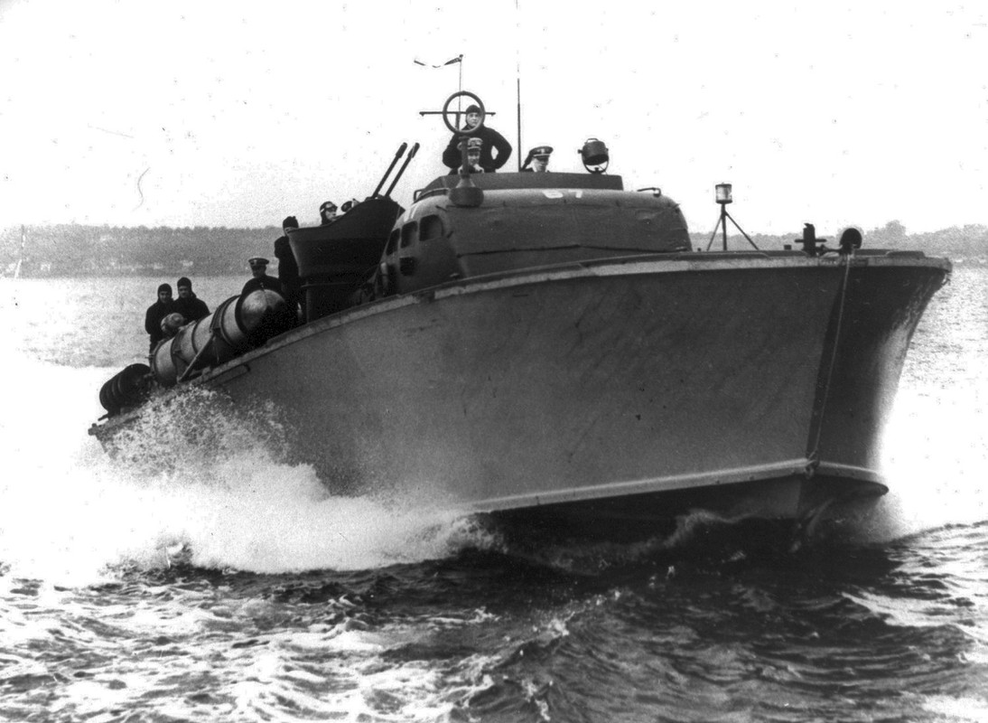 La PT-67 en 1942-1943