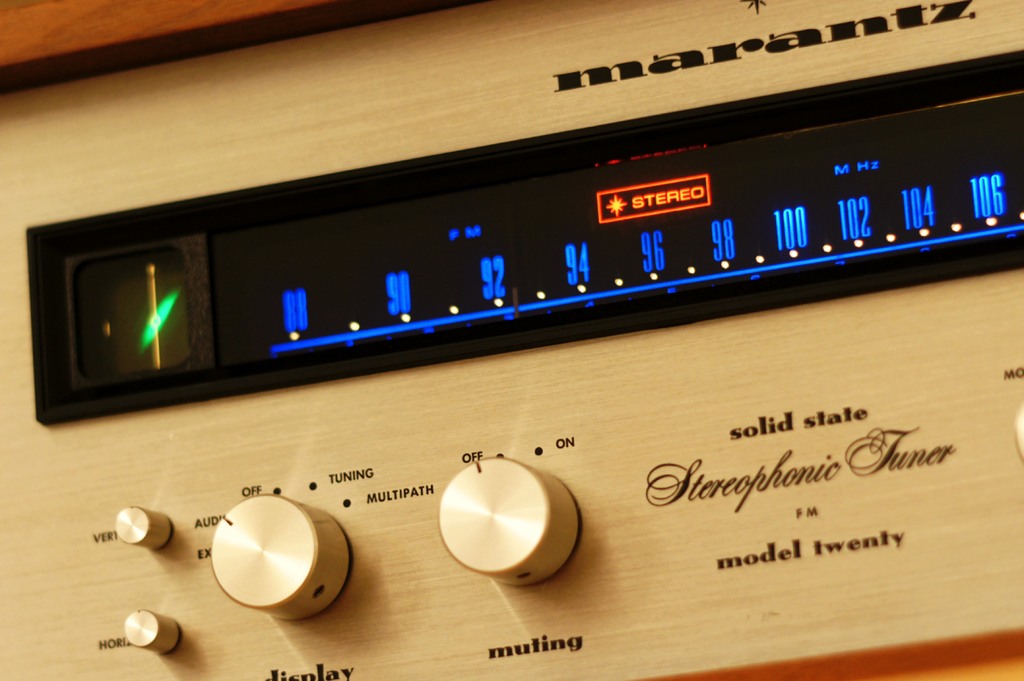 [Bild: Marantz20b.jpg]