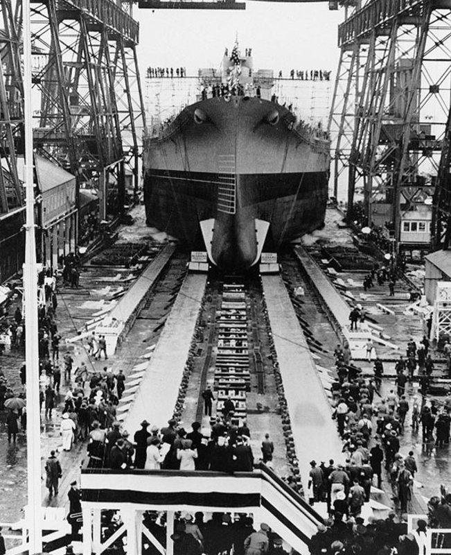 Lanzamiento de Alabama BB-60 en el astillero Norfolk de Portsmouth, Virginia, 16 de febrero de 1942