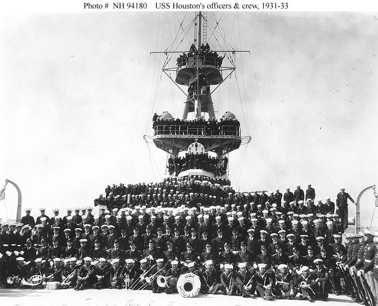 Oficiales y tripulación del USS Houston, 1931-33