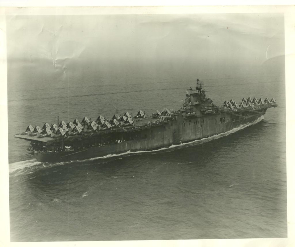 USS Bunker Hill CV-17. Construido en 1943