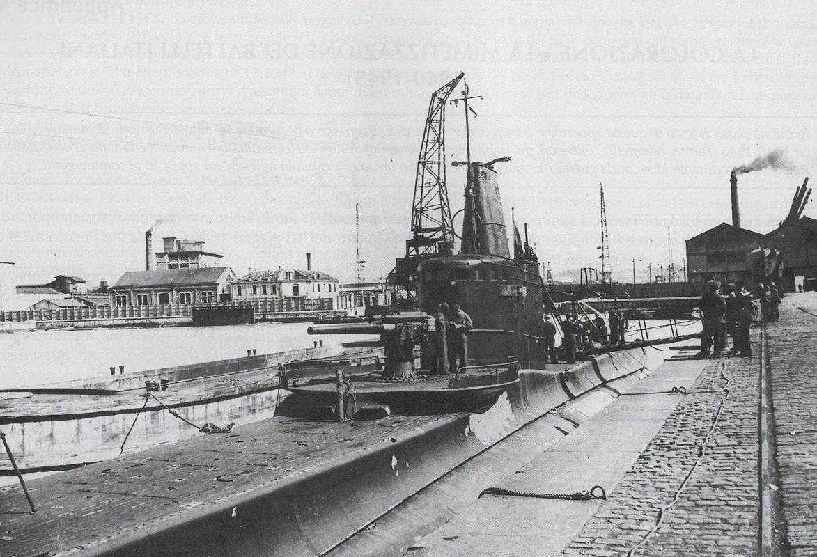 El Torelli en el puerto de Burdeos, el 5 de octubre de 1940