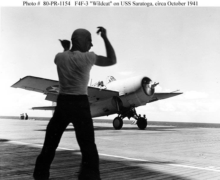 Un Grumman F4F-3 Wildcat del VF-3, despegando del USS Saratoga en octubre de 1941