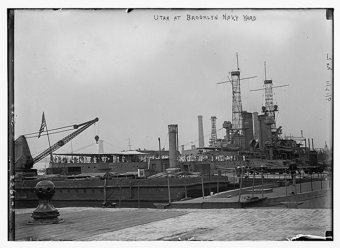 El USS Utah BB-31 en el Brooklyn Navy Yard, el 12 de Septiembre de 1911