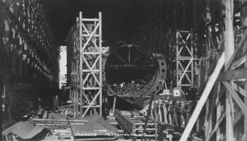 El V-5 SC-1 durante su construcción en el Portsmouth Naval Shipyard, en 1927