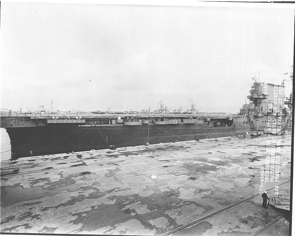 El USS Saratoga antes de las pruebas atómicas en la Atolón de Bikini