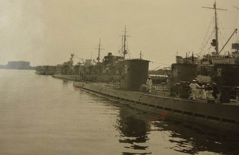 U-39 en puerto