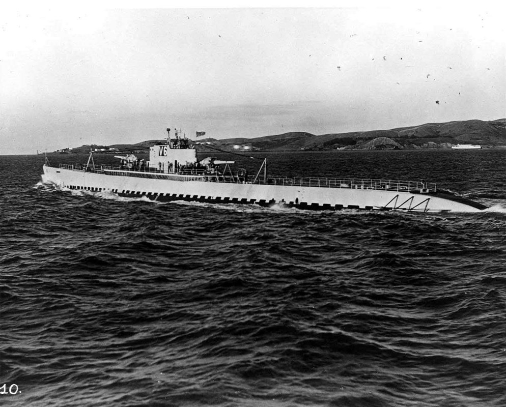 El Nautilus SS-168 frente a la costa de Mare Island, hacia 1940