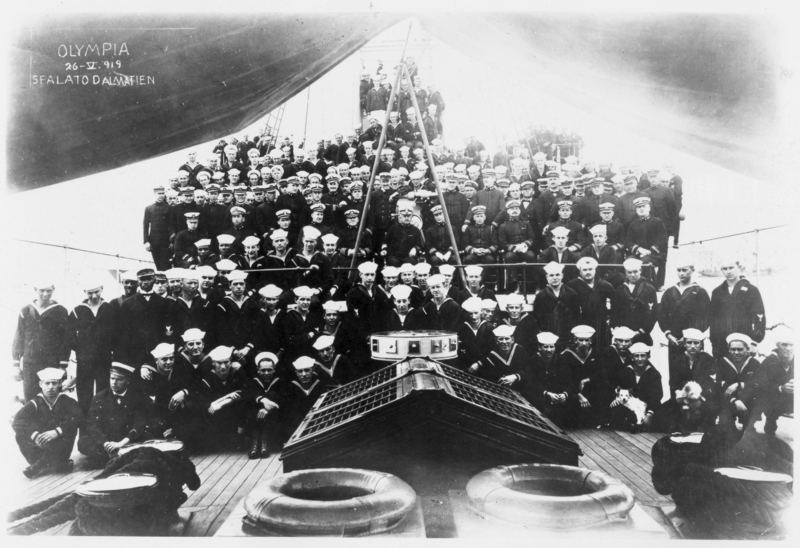 La tripulación del USS Olympia
