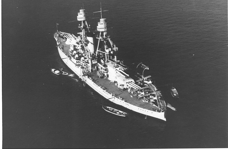 Vista del USS Oklahoma BB-37 hacia 1936
