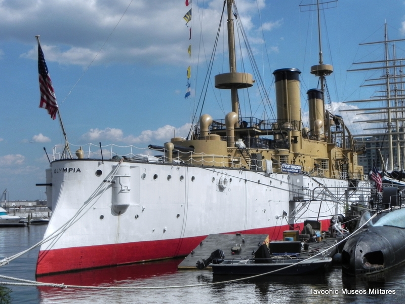 USS Olympia en el Independence Seaport Museum - Philadelphia, PA