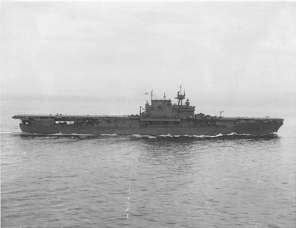 El USS Enterprise en noviembre de 1943