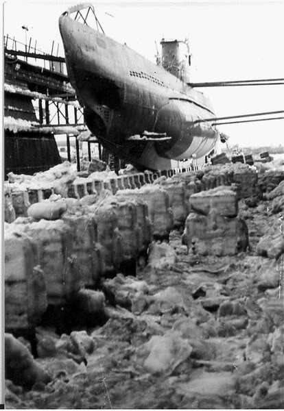 El U-61 en dique seco