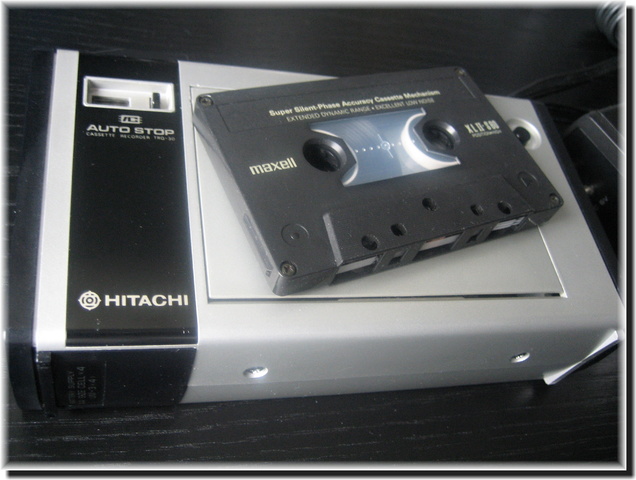 [Bild: HITACHI_C_Recorder_VII.jpg]