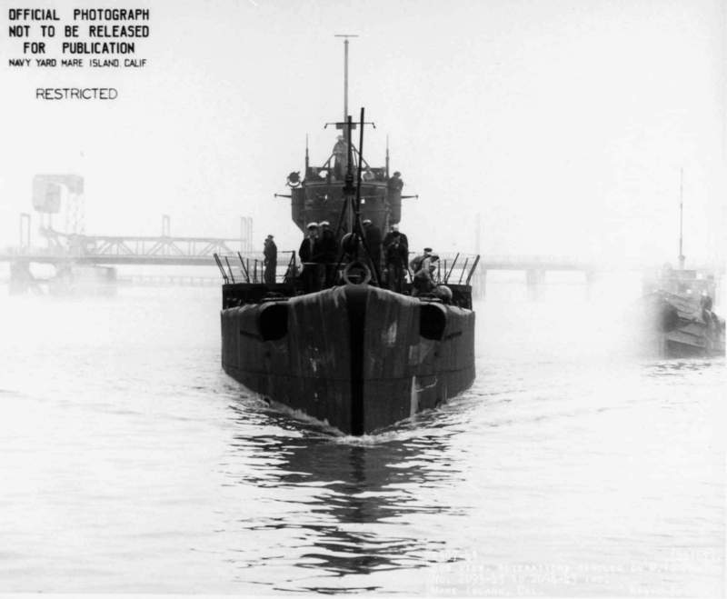 El USS Narwhal SS-167 en Mare Island, el 3 de Abril de 1943
