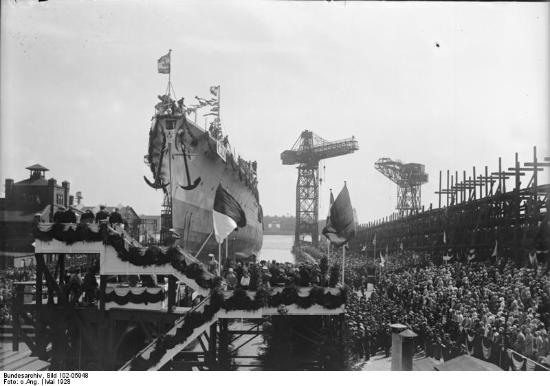 Botadura del Crucero Ligero Köln el 23 de mayo de 1928