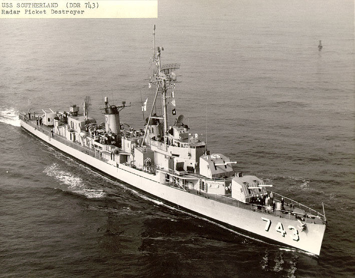 USS Southerland DD 743. Construido en 1944