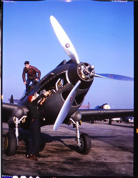 Producción del Curtiss Wright P-40, 1941