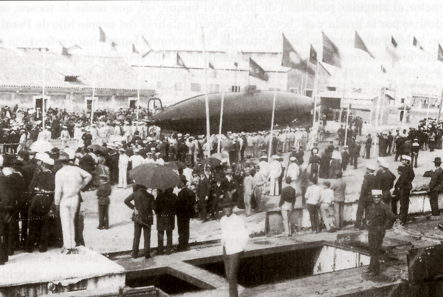 El Submarino de Isaac Peral en el Arsenal de la Carraca, el día de su Botadura en 1888