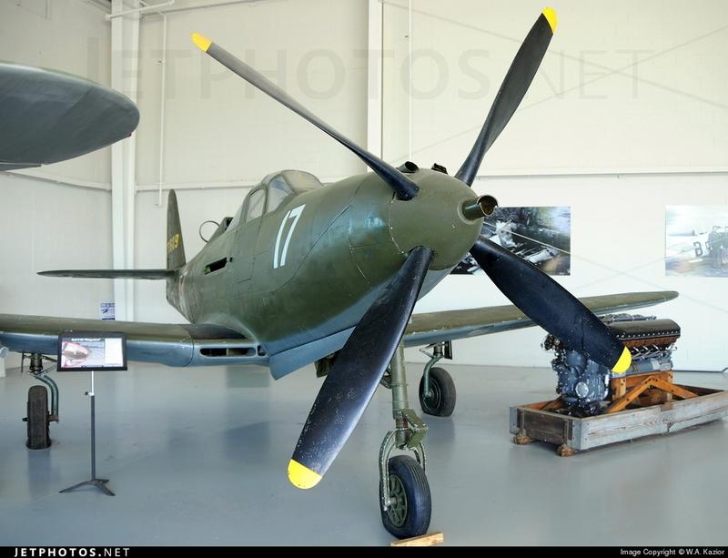 Bell P-63A Kingcobra con número de Serie 42-70609. Conservado en el Military Aviation Museum en Virginia Beach, Virginia
