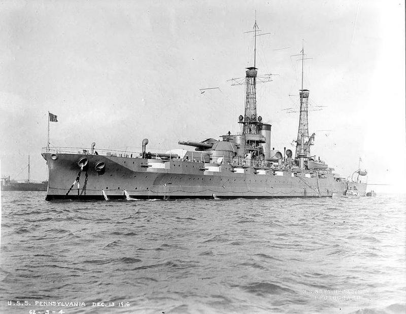 El USS Pennsylvania en alta mar el 13 de diciembre de 1916