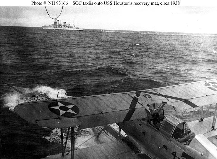 SOC ante la estera de recuperación del USS Houston, hacia 1938