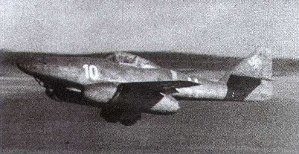 Messerschmitt Me 262 A-IIIEG2-10
