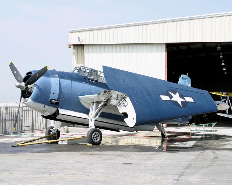 Grumman TBM-3E Avenger con número de Serie 91264 conservado en el Planes of Fame en Chino, California