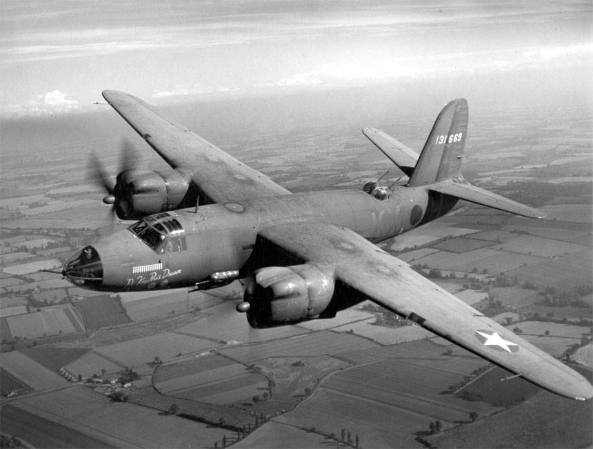 El bombardero B-26B, Kay Pro Dream, en vuelo