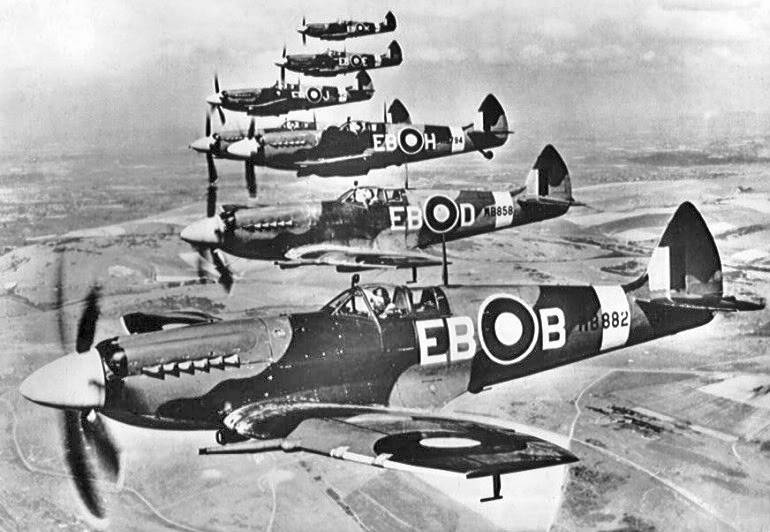 Supermarine Spitfire F Mk XII del Escuadrón 41