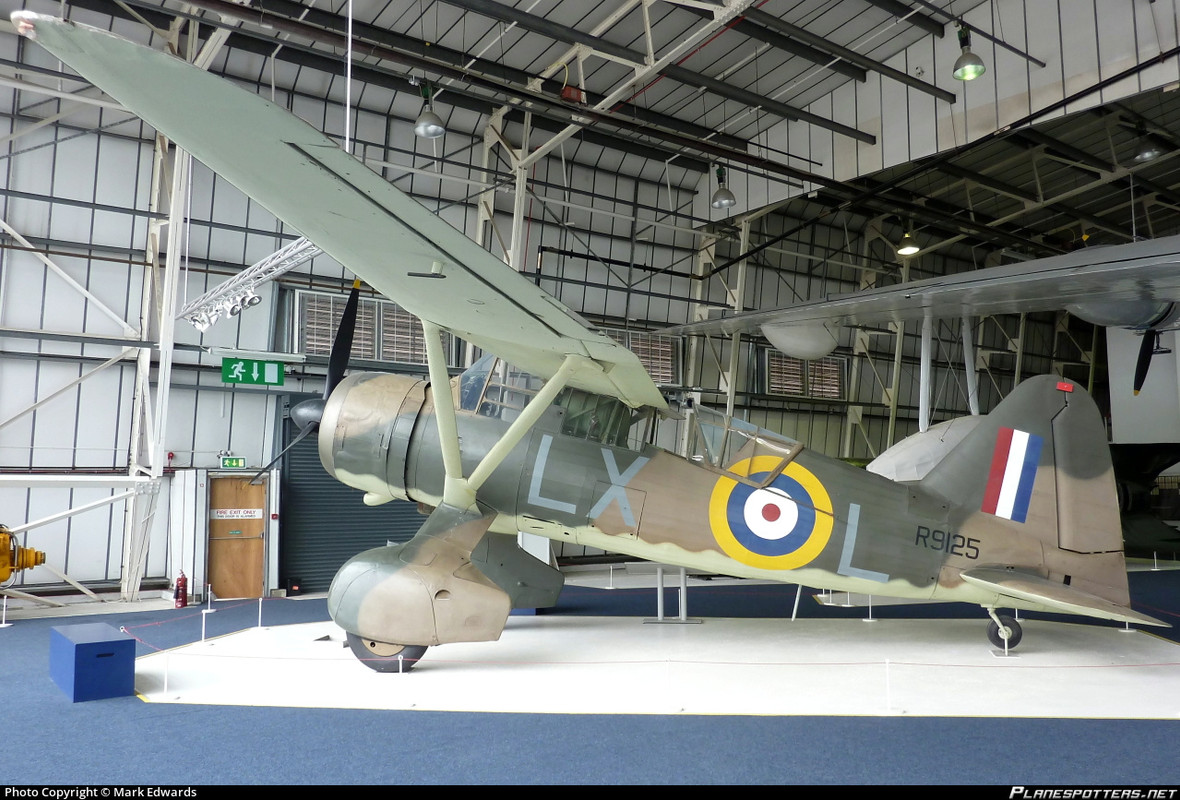 Westland Lysander Mk3 está en exhibición en el RAF Museum de Hendon, Colindale, Londres, Inglaterra