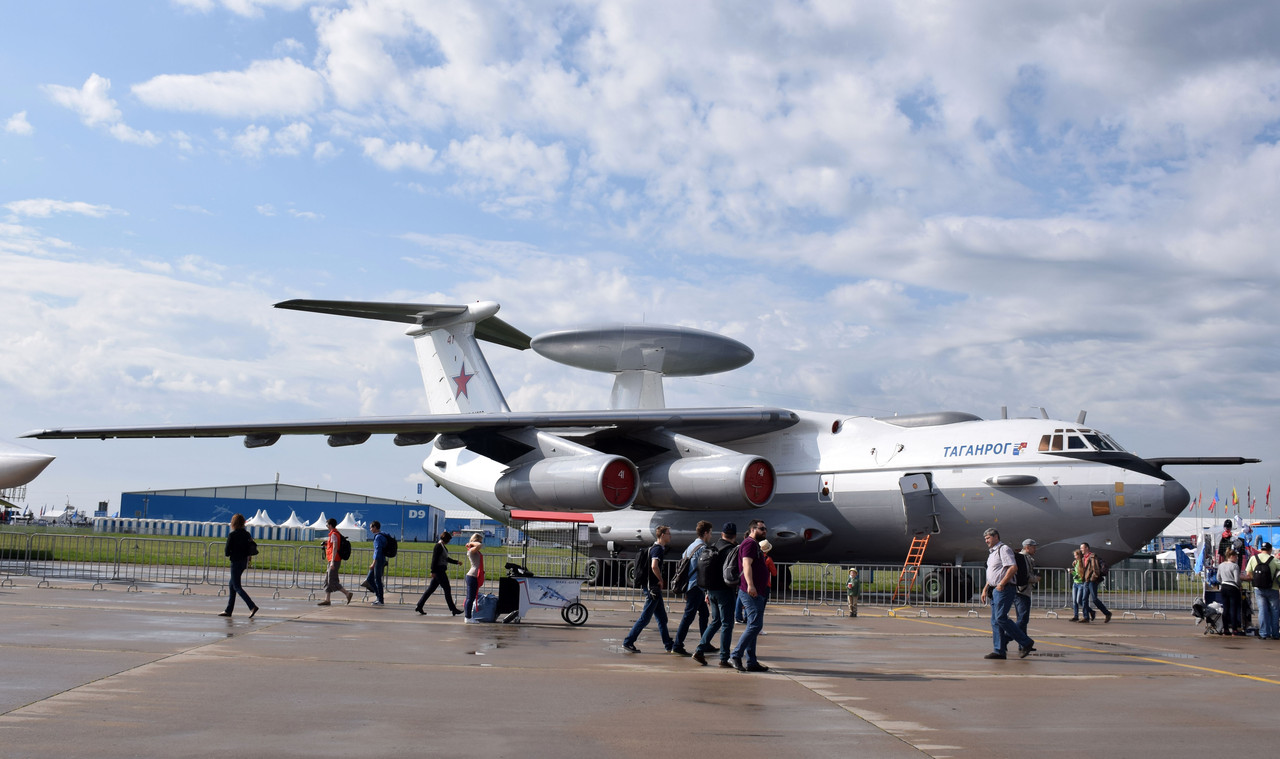 Ту 126. Ту-126 ЛЛ В Жуковском. Ту-126 ДРЛО. А-50 И ту-126. Самолеты а-50 и а-50у..