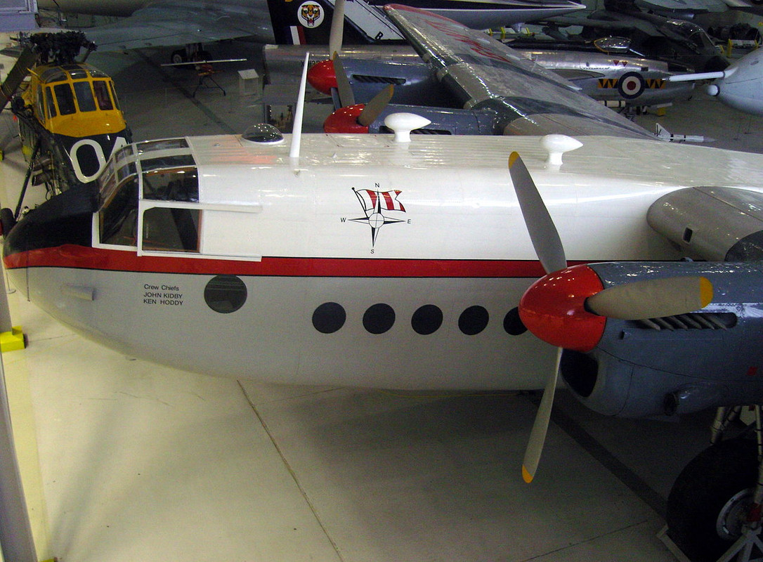 Avro 685 York conservado en el Imperial War Museum Duxford