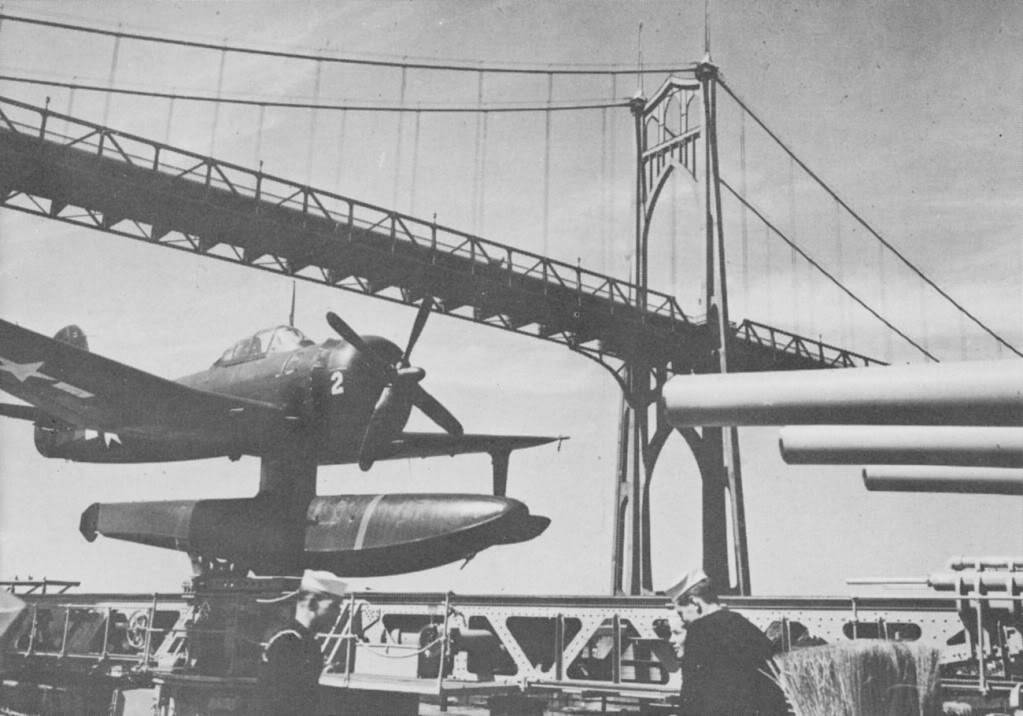 Curtiss SC-1 Seahawk en la catapulta de lanzamiento en 1946