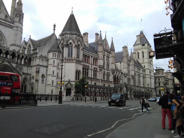 ROYAL COURT OF JUSTICE o REALES TRIBUNALES DE JUSTICIA - Secretos de Londres (1)