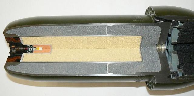 Corte esquemático de una Wurfgranate 41 Spreng de 15 cm