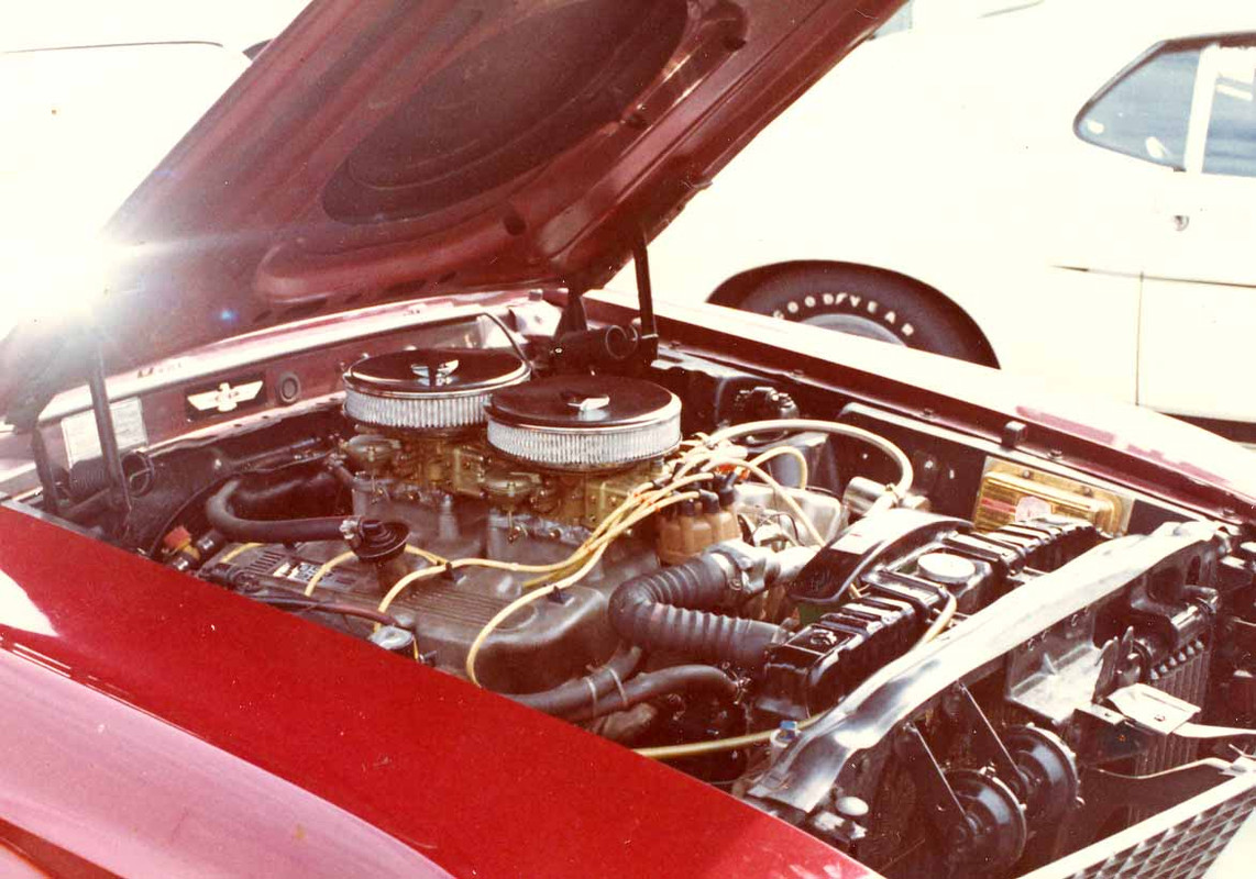 1969_Mustang_Boss_429_w-dual_4_Vs.jpg