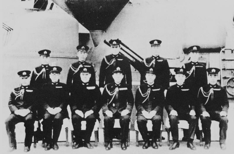 Oficiales del IJN Yamato justo antes de la Operación Ten-Go