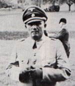 SS-Standartenführer Thomas Müller. Desde noviembre de 1944 a noviembre de 1944