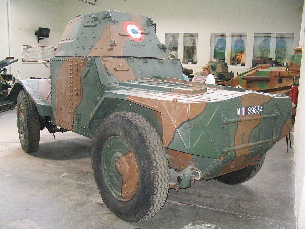 Un Panhard 178 conservado en el Museo de Blindados de Saumur, en Francia