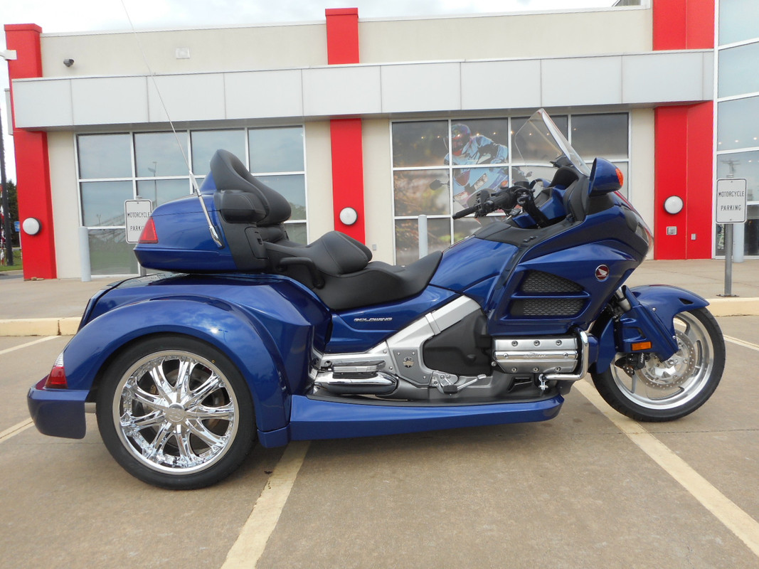 Plus, all Gold Wing customers receive a 15% discount on all accessories at time of purchase.
