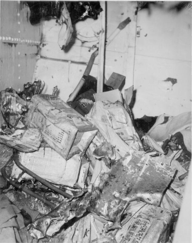 Marineros que perecieron bajo la cubierta, a causa de explosión de una bomba