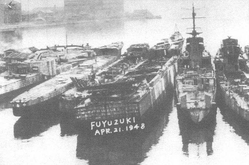 El Destructor IJN Fuyuzuki en 1948, antes de su desguace