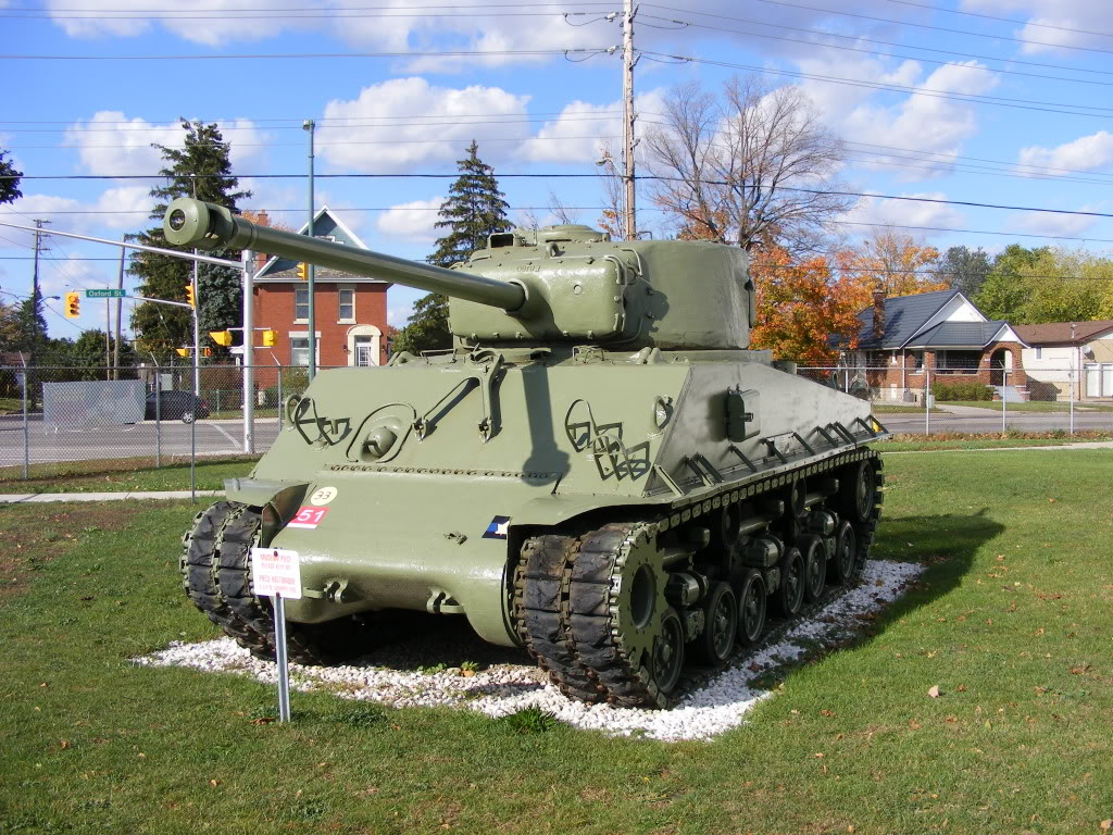 Sherman M4A2E8