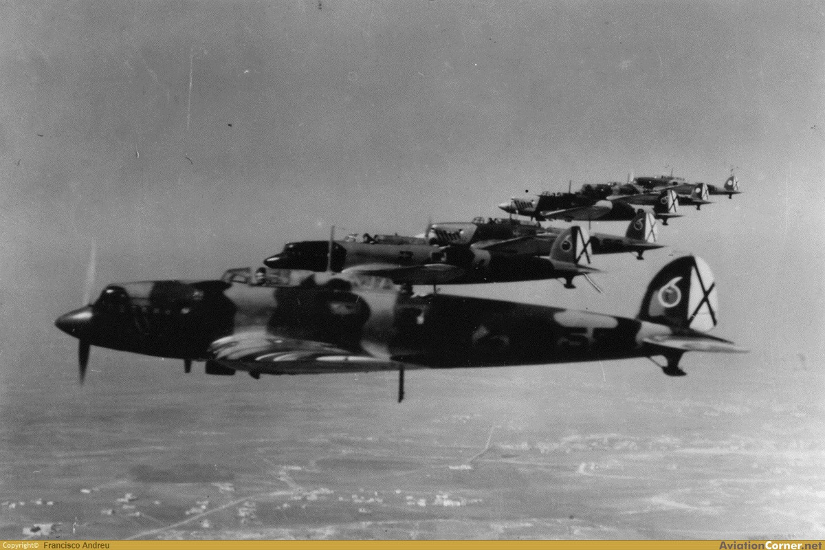 Formación de Heinkel He 70 en 1937
