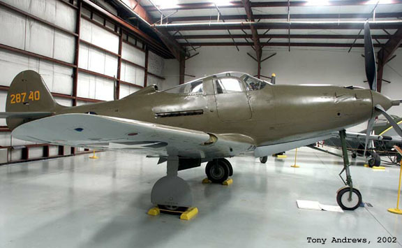 Bell P-39N Airacobra con número de Serie 42-8740. Conservado en el Yanks Air Museum en Chino, California