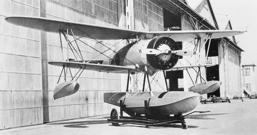 Primera versión del Ki-4 con flotador
