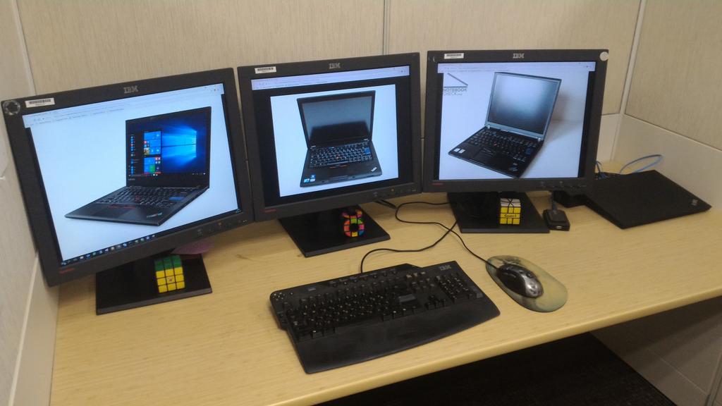 lenovo thinkpad three monitors