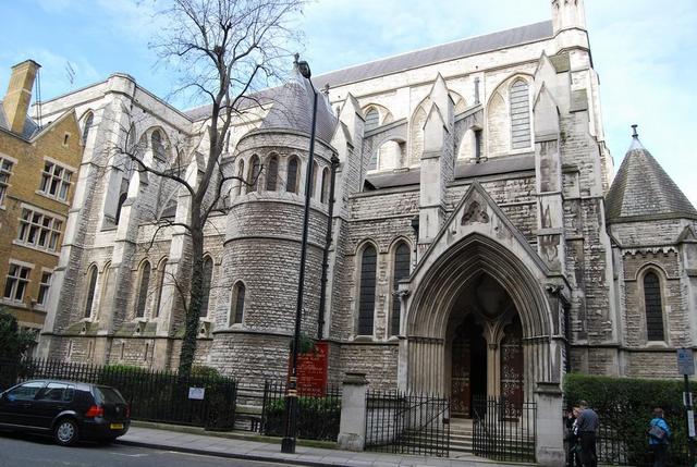 BREVEMENTE OTROS LUGARES - Secretos de Londres (6)
