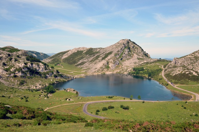 Vacaciones en Asturias y Cantabria - Blogs de España - Lagos de Covadonga y Olla de San Vicente (7)